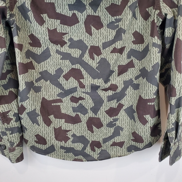 Express Hooded Scatter Camouflage Light Field Jacket Size XS Mens Button Up RARE - Picture 7 of 13